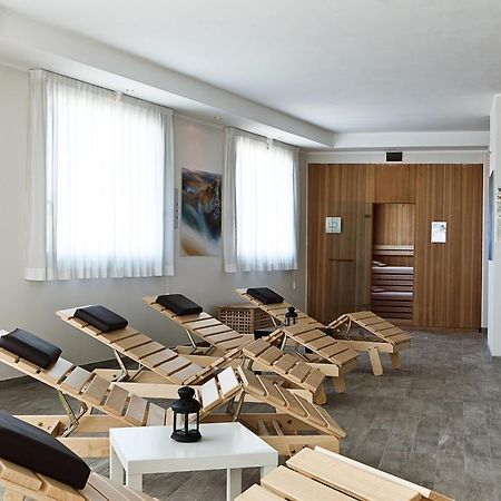Hotel Fiera Римини Екстериор снимка