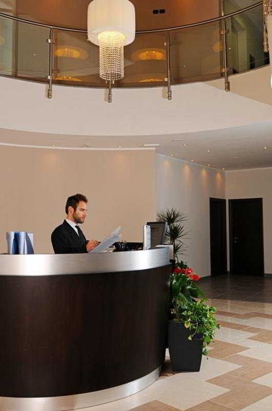 Hotel Fiera Римини Екстериор снимка